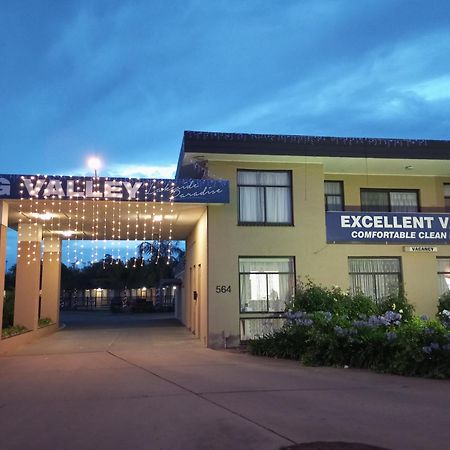 Big Valley Lakeside Paradise Motor Inn Shepparton Buitenkant foto
