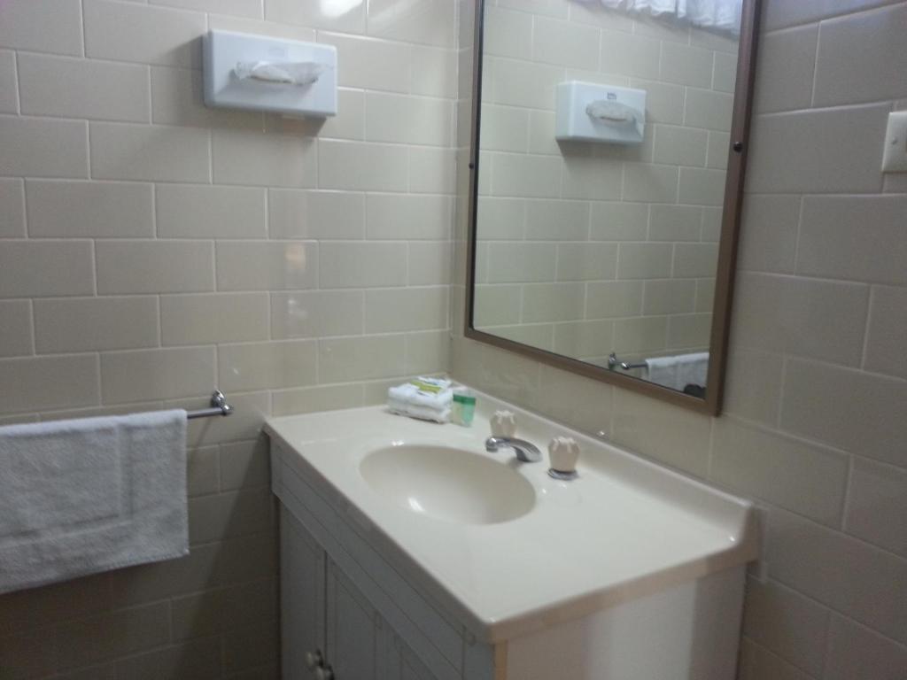 Big Valley Lakeside Paradise Motor Inn Shepparton Kamer foto